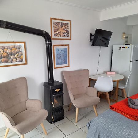 Cute&Quiet Studio Loutraki Exterior foto